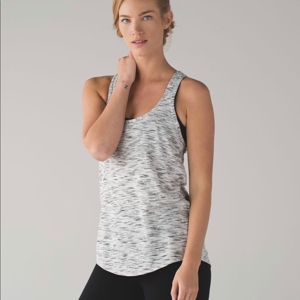 Lululemon Salute the Sun Tank Size 4